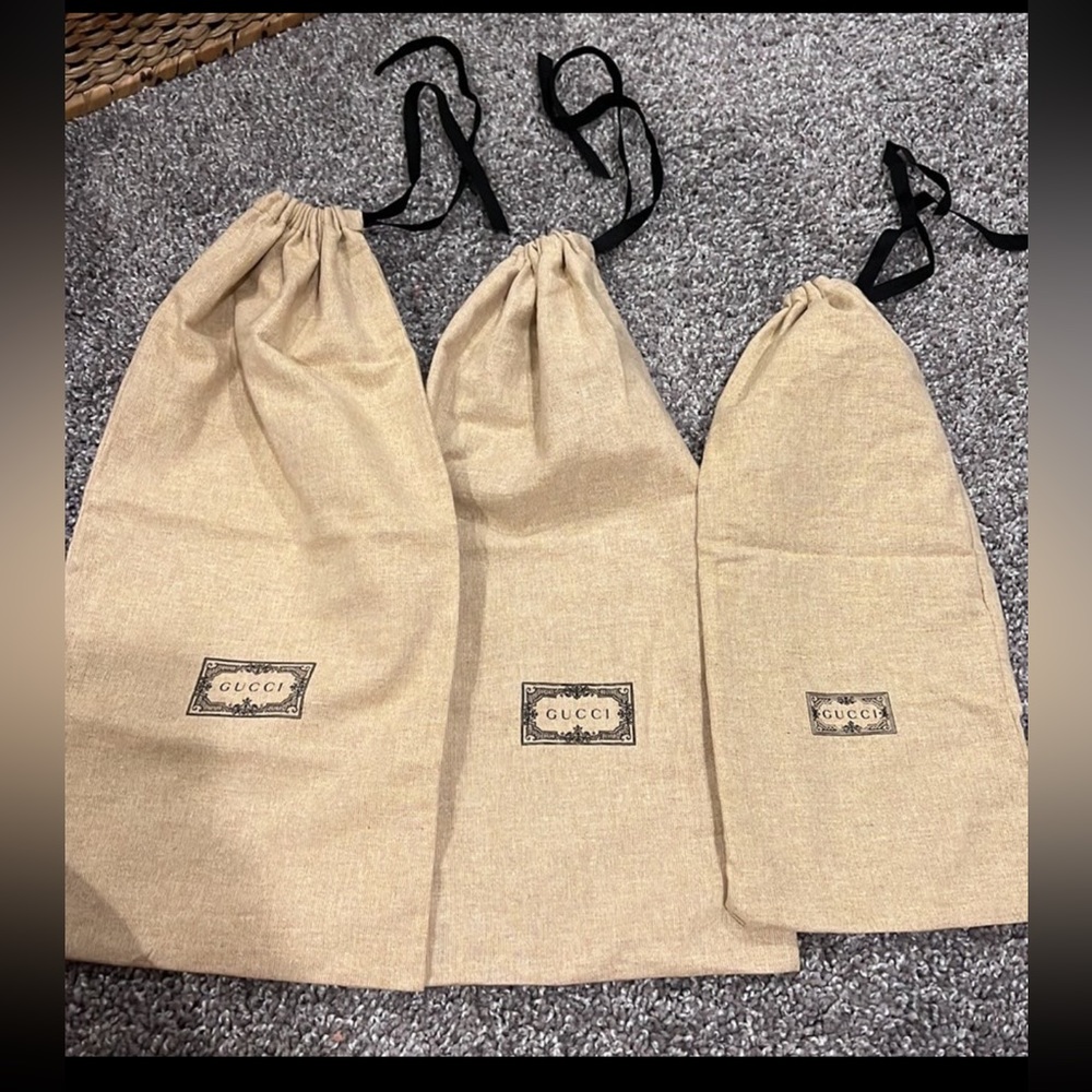 Set of Gucci dust bags